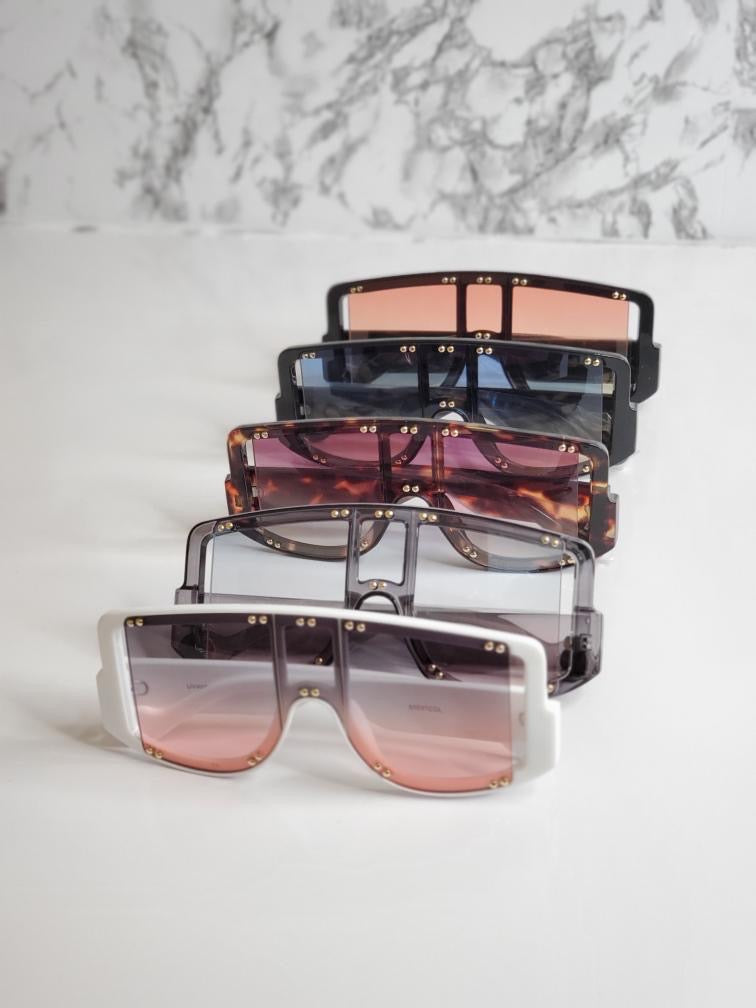 Stylish and trendy sunglasses. available in 5 colors
